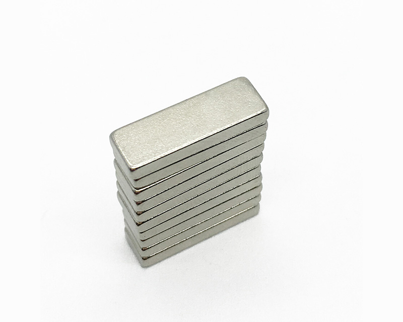 厂家直销各种规格强磁方块F20x10x5mm包装磁铁门窗强力磁铁磁石片